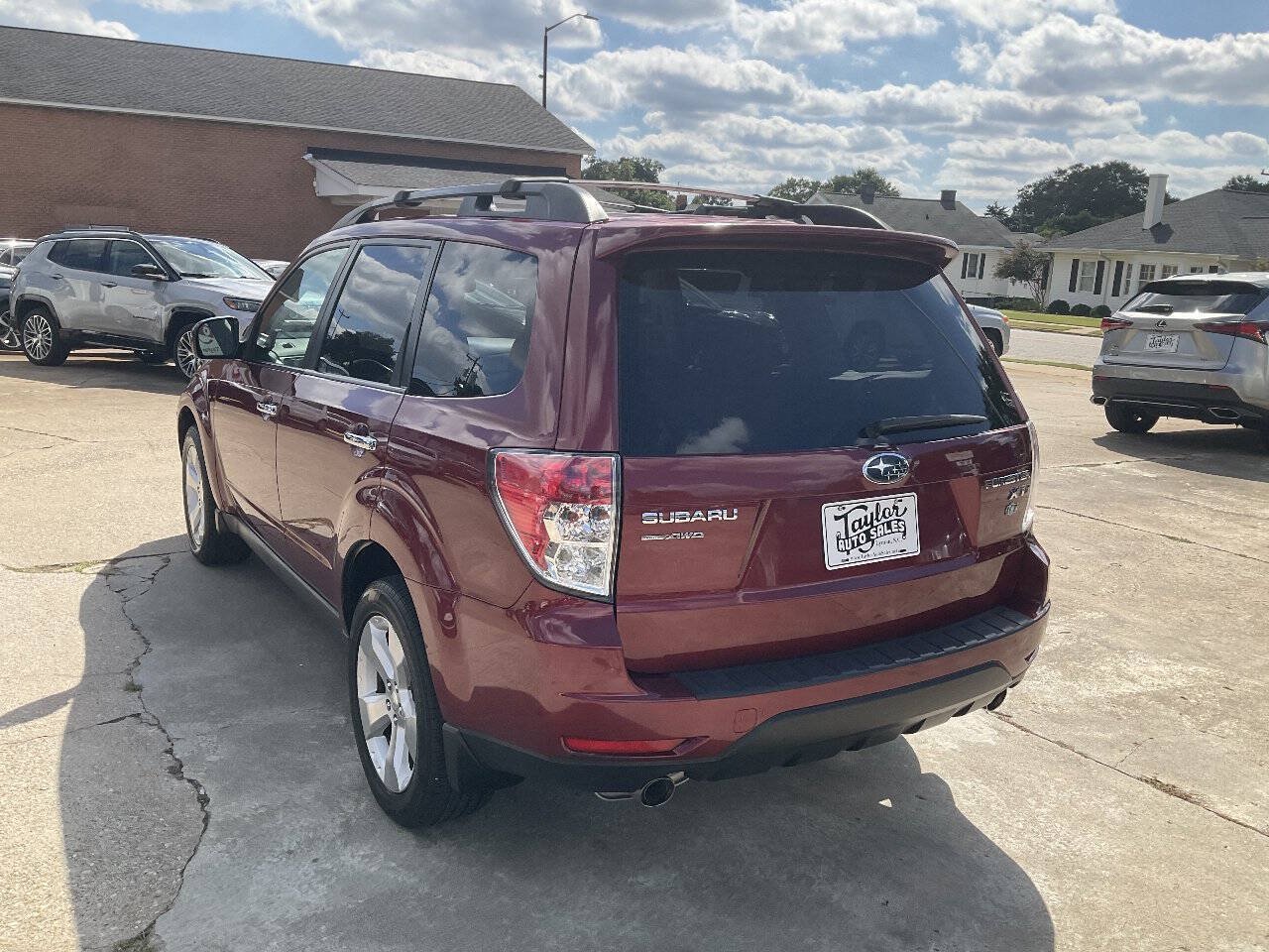 Used 2010 Subaru Forester 2.5XT Limited w/ Popular Equipment Group 1A AWD/4WD image 5