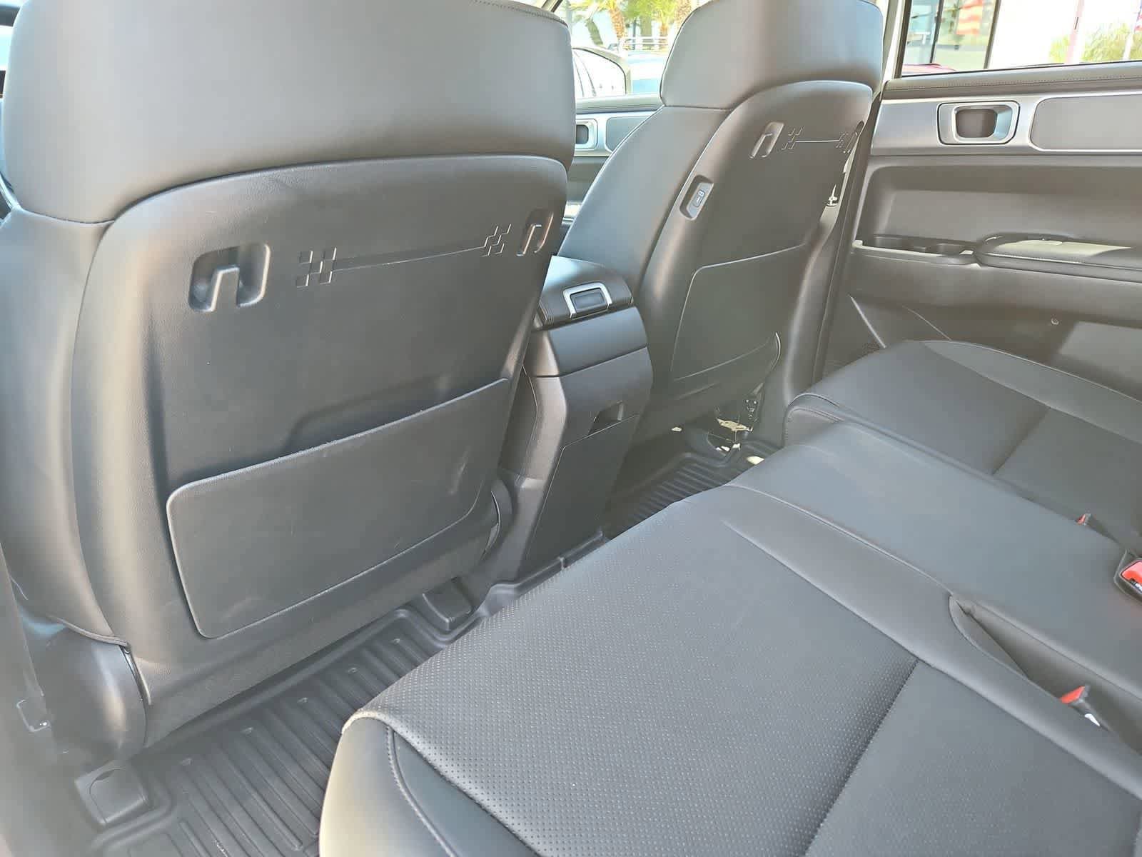 Used 2025 Hyundai Santa Fe SEL AWD/4WD image 22