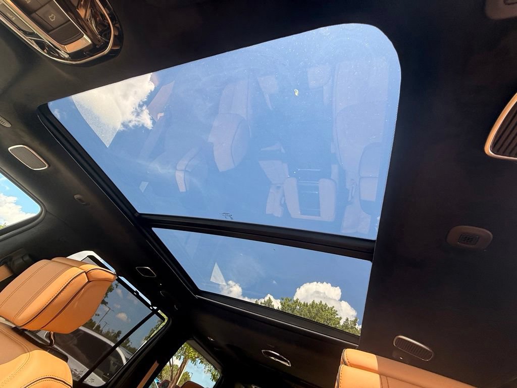 New 2026 Jeep Grand Wagoneer Summit AWD/4WD image 31