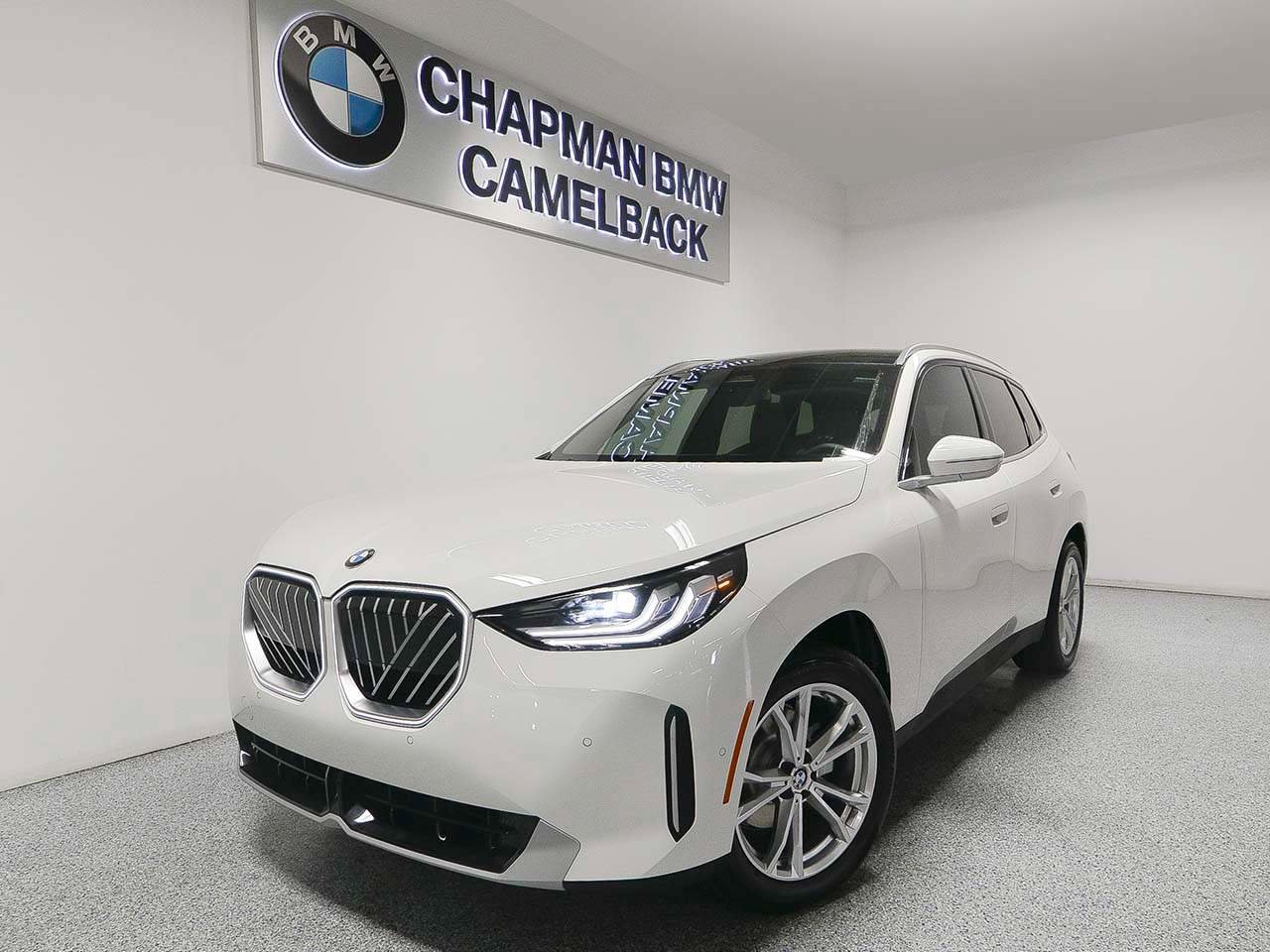 Certified 2025 BMW X3 xDrive30 AWD/4WD image 1