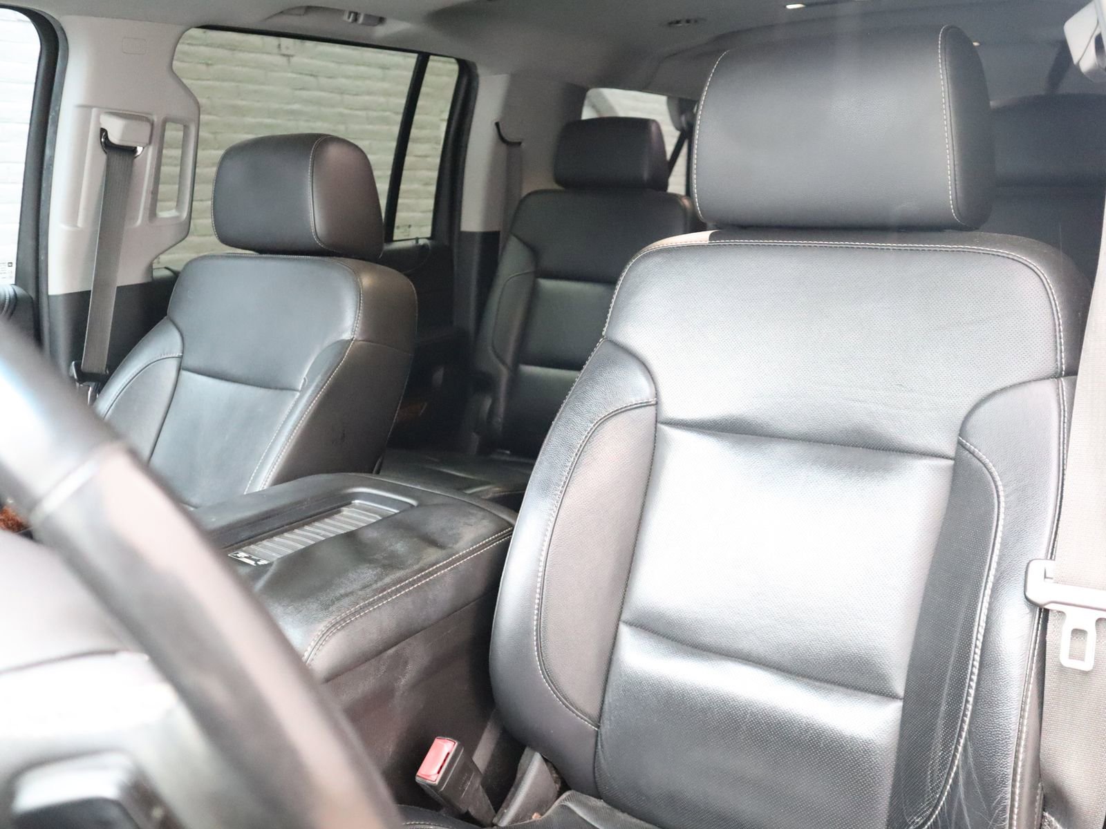 Used 2015 Chevrolet Suburban LTZ AWD/4WD image 32
