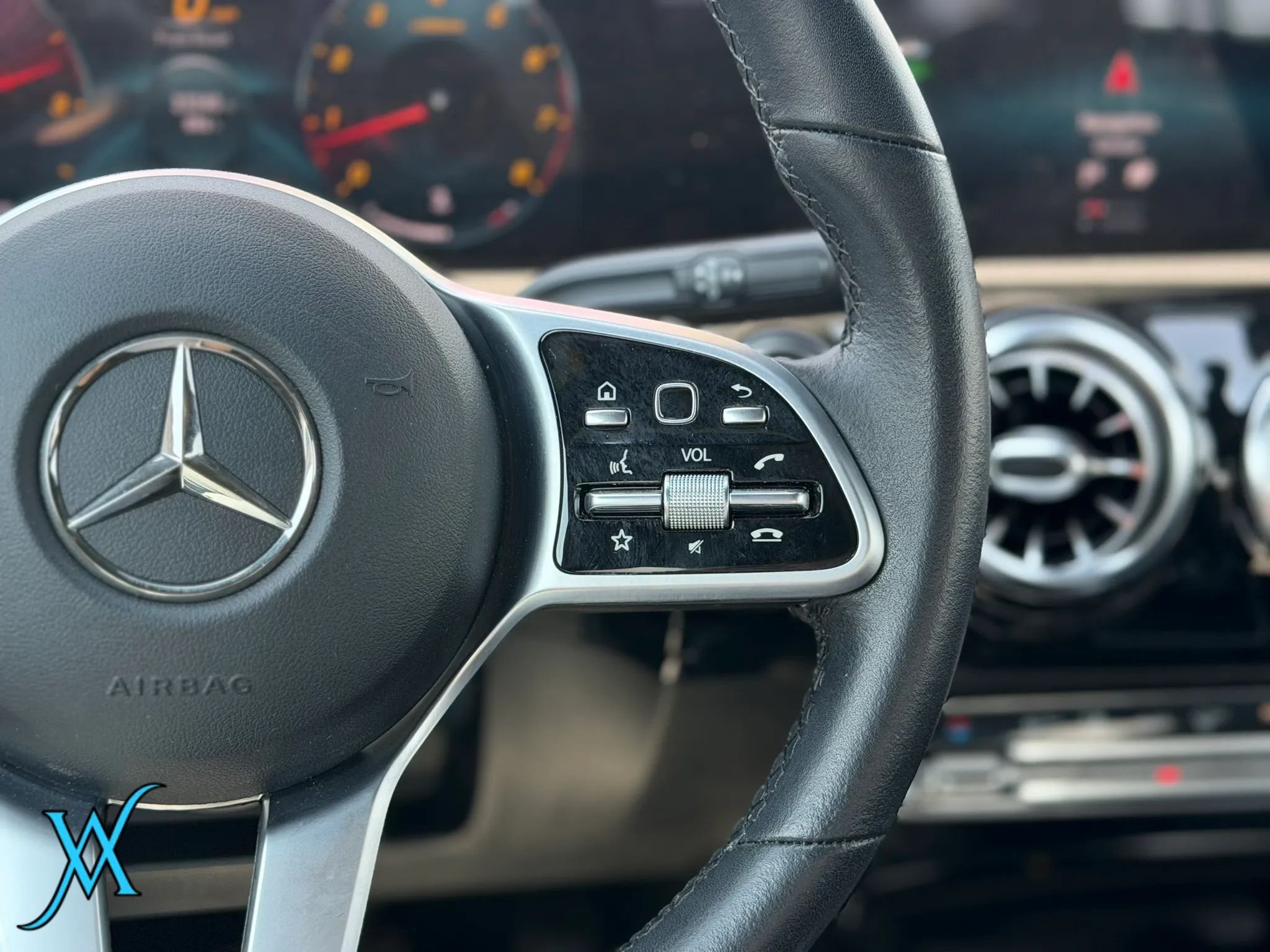 Used 2019 Mercedes-Benz A 220 image 32