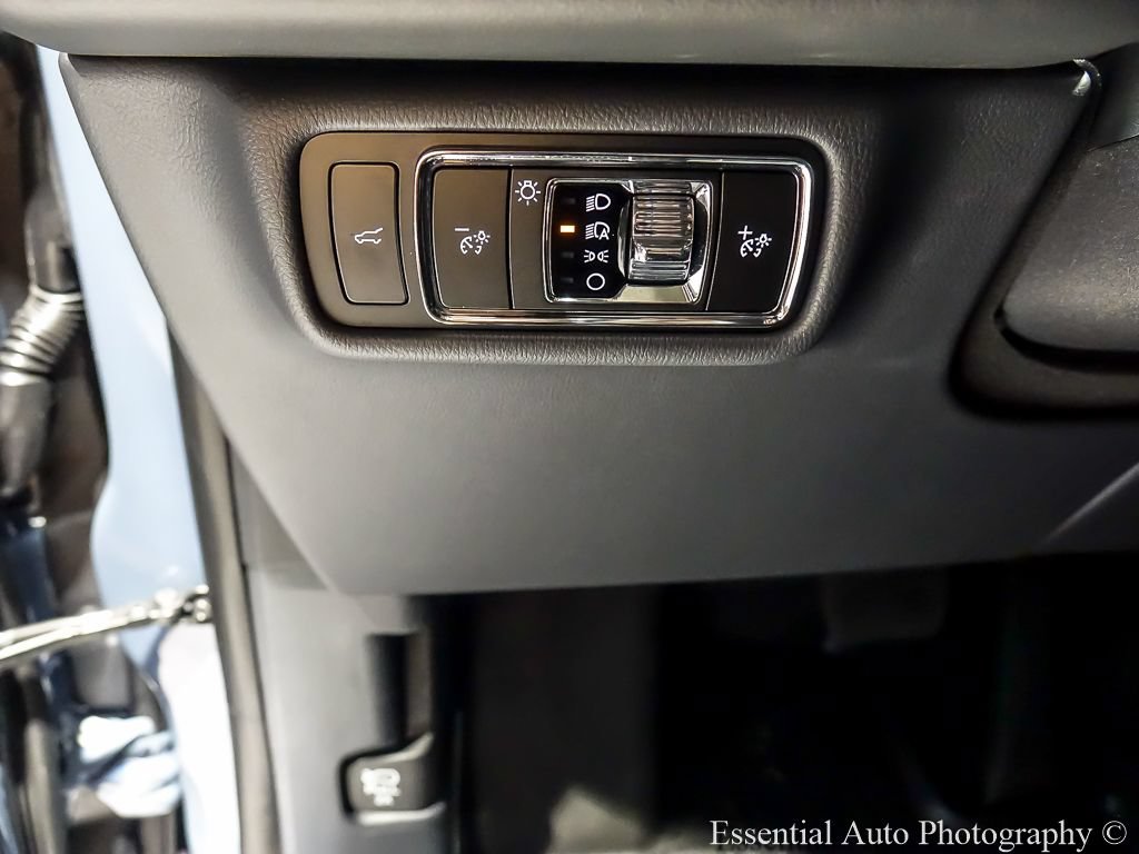 Used 2026 Lincoln Aviator Reserve AWD/4WD image 22