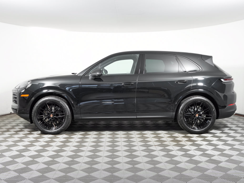 New 2026 Porsche Cayenne AWD/4WD image 2