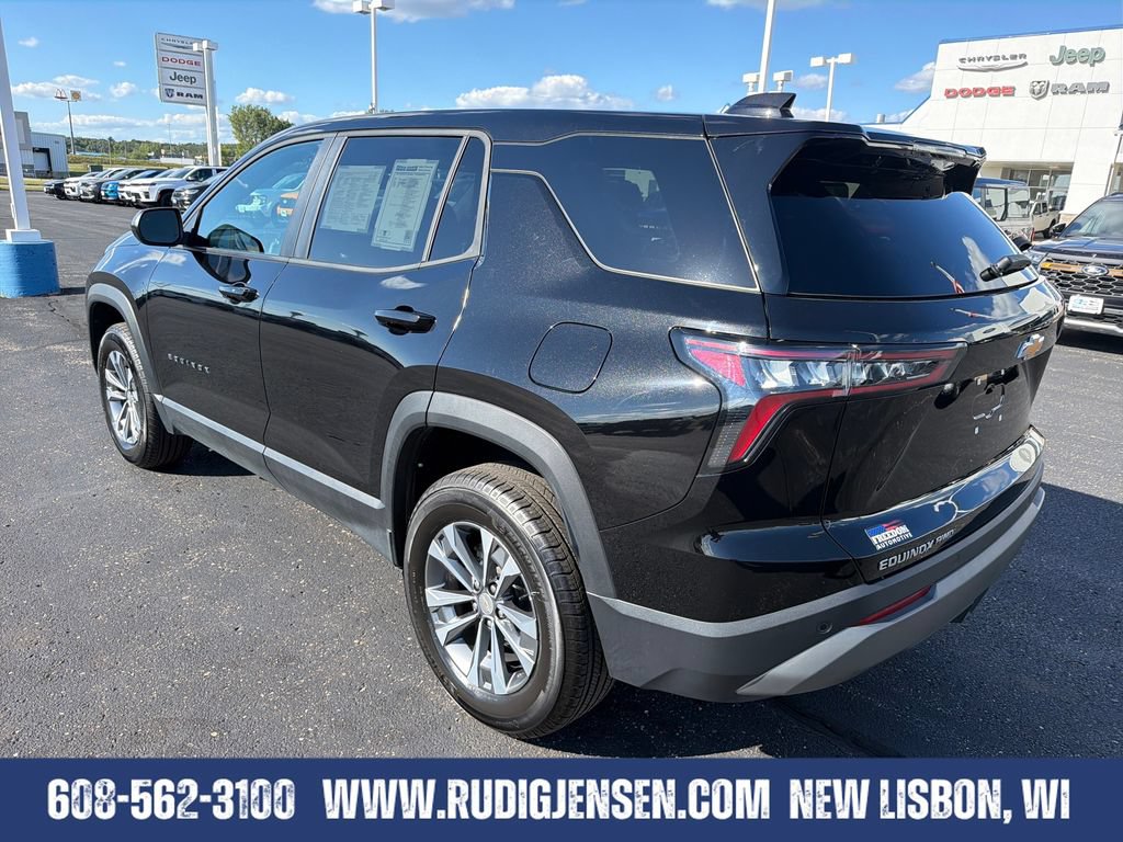Used 2026 Chevrolet Equinox LT AWD/4WD image 3