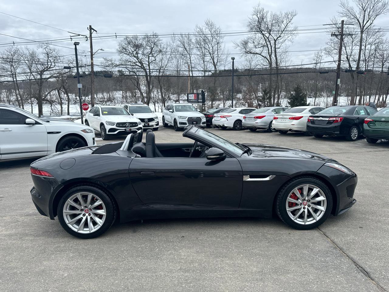 Used 2015 Jaguar F-TYPE Convertible image 7