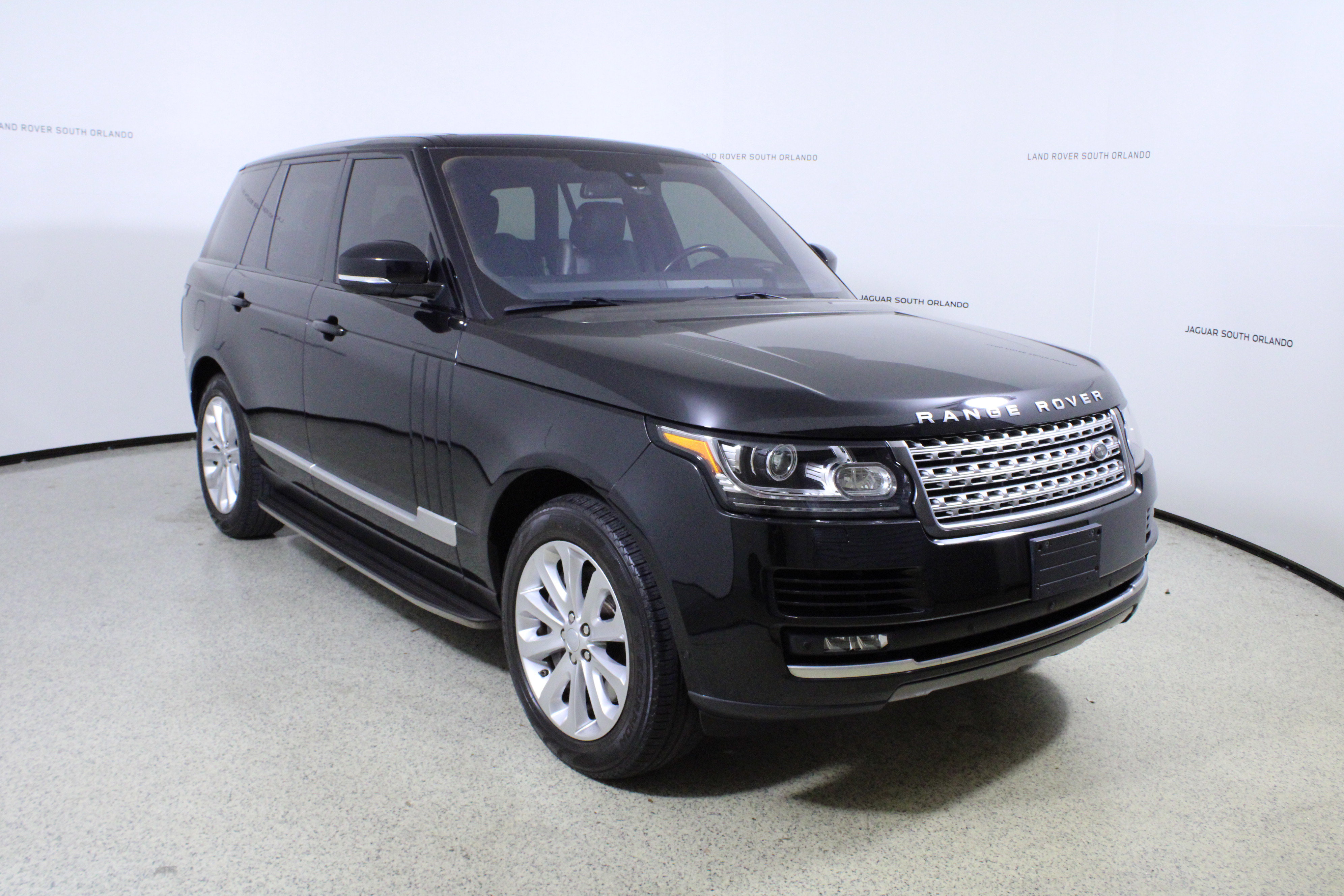 Used 2016 Land Rover Range Rover HSE image 3