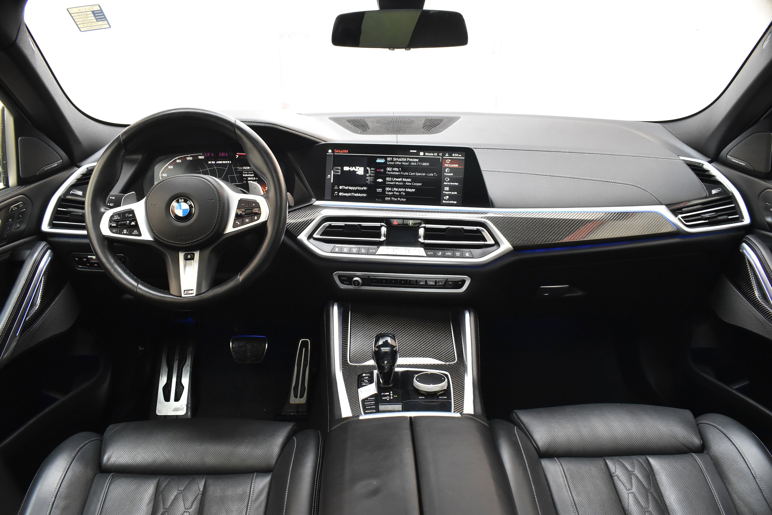 Used 2020 BMW X6 M50i w/ Executive Package image 30