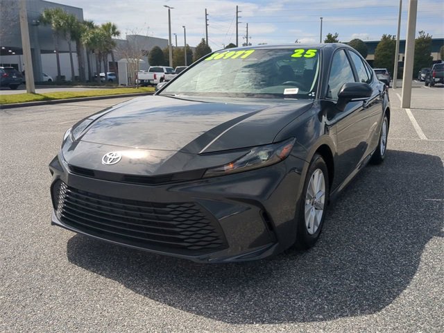 Certified 2025 Toyota Camry LE image 8