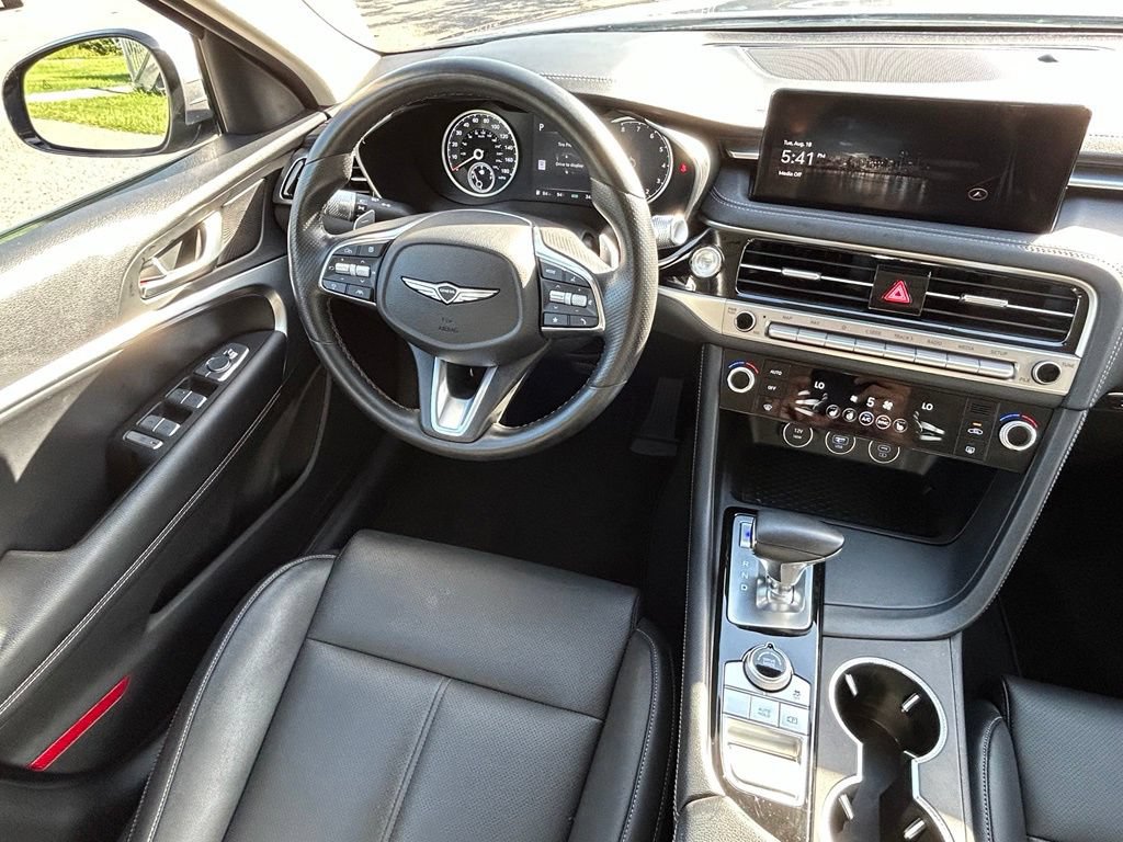 Used 2025 Genesis G70 2.5T AWD/4WD image 9