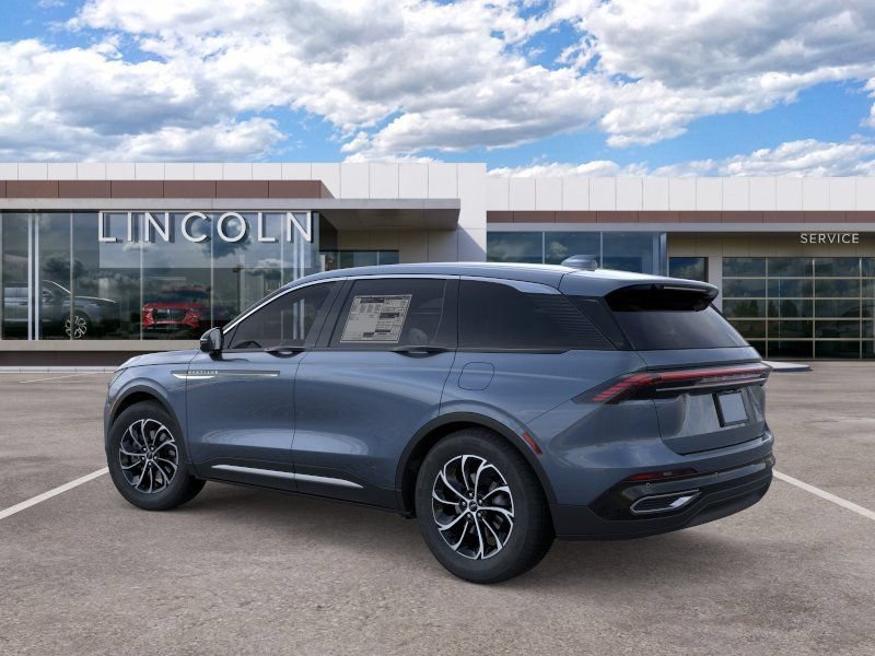 New 2026 Lincoln Nautilus Premier AWD/4WD image 4