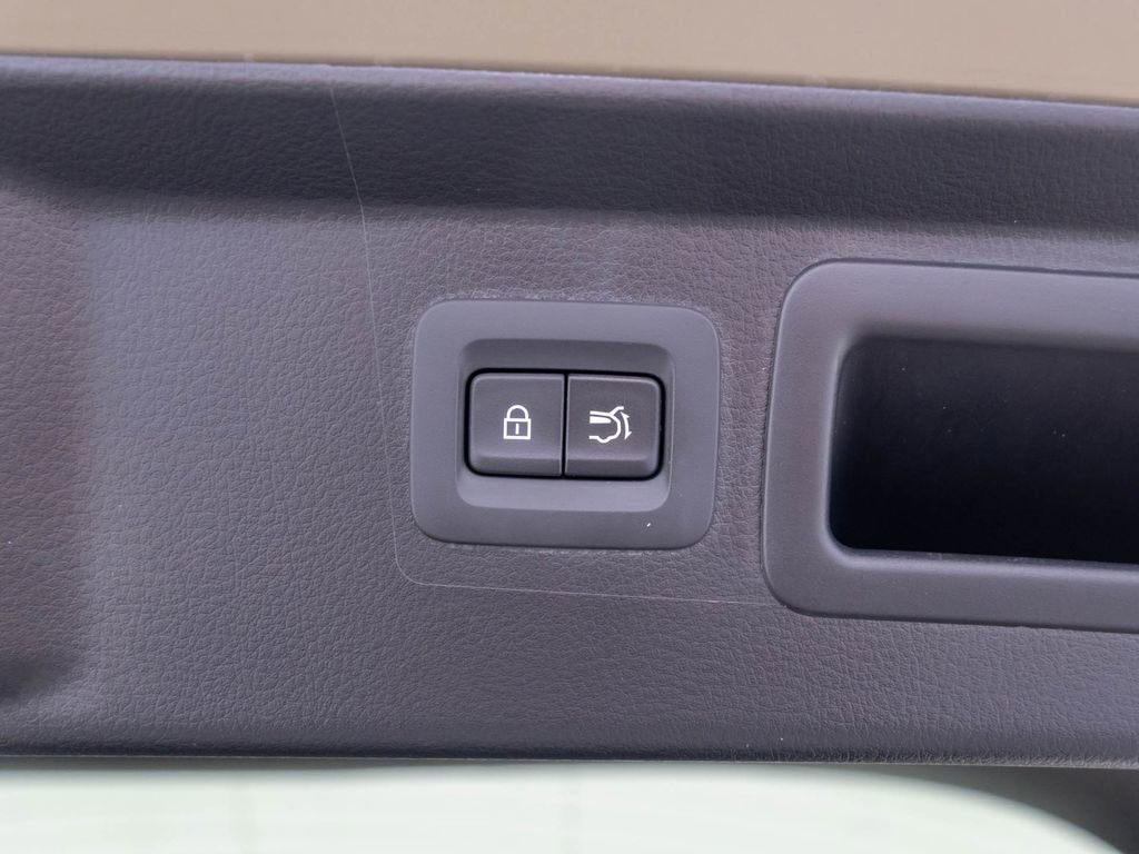 Used 2024 MAZDA CX-50 AWD 2.5 Turbo w/ Weather Package image 30