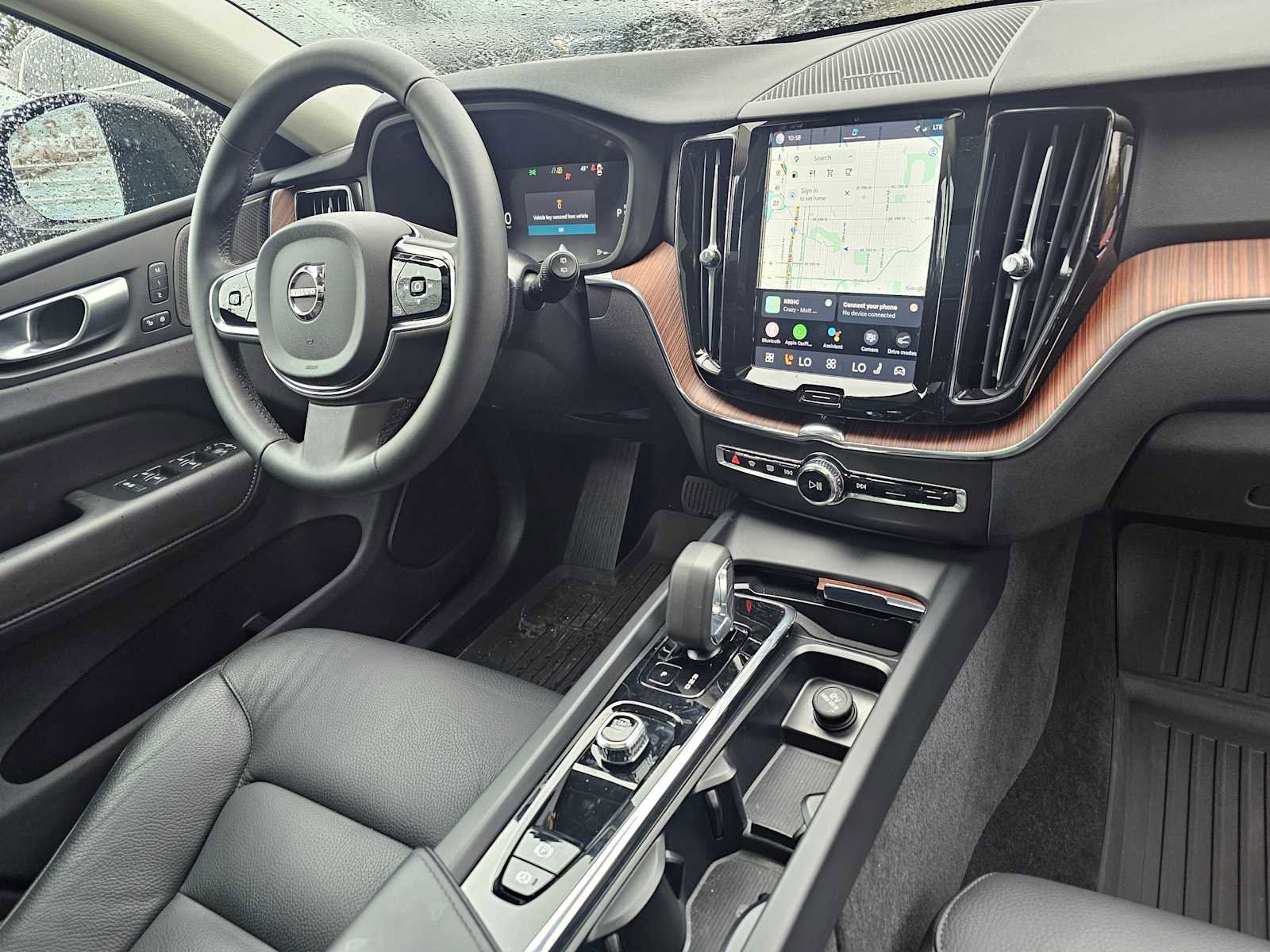 Certified 2024 Volvo XC60 B5 Plus w/ Protection Package Premier AWD/4WD image 12