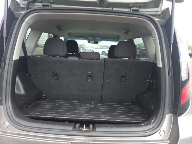 Used 2017 Kia Soul image 11