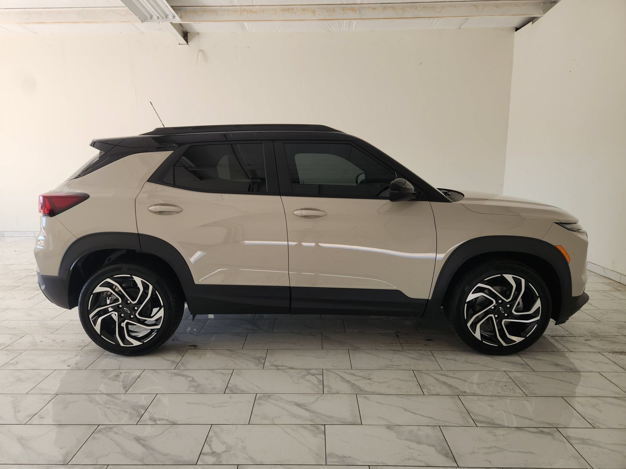 New 2026 Chevrolet TrailBlazer RS w/ Convenience Package FWD image 4