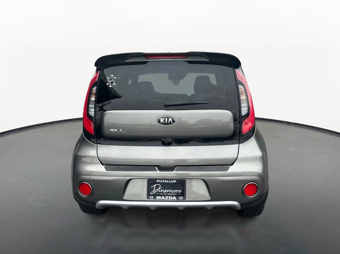 Used 2017 Kia Soul + w/ Primo Package FWD image 4