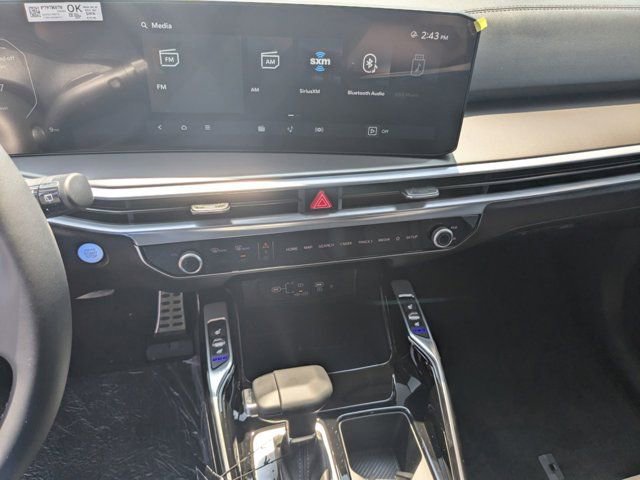 Used 2024 Kia Sorento SX image 16