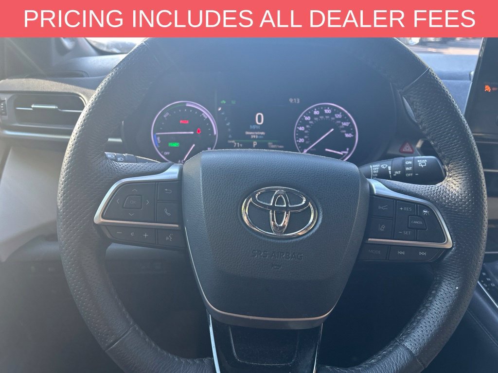 Used 2021 Toyota Sienna Limited FWD image 14