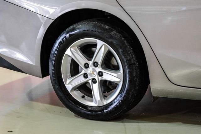 Used 2022 Chevrolet Malibu LS w/ LPO, Floor Liner Package FWD image 47