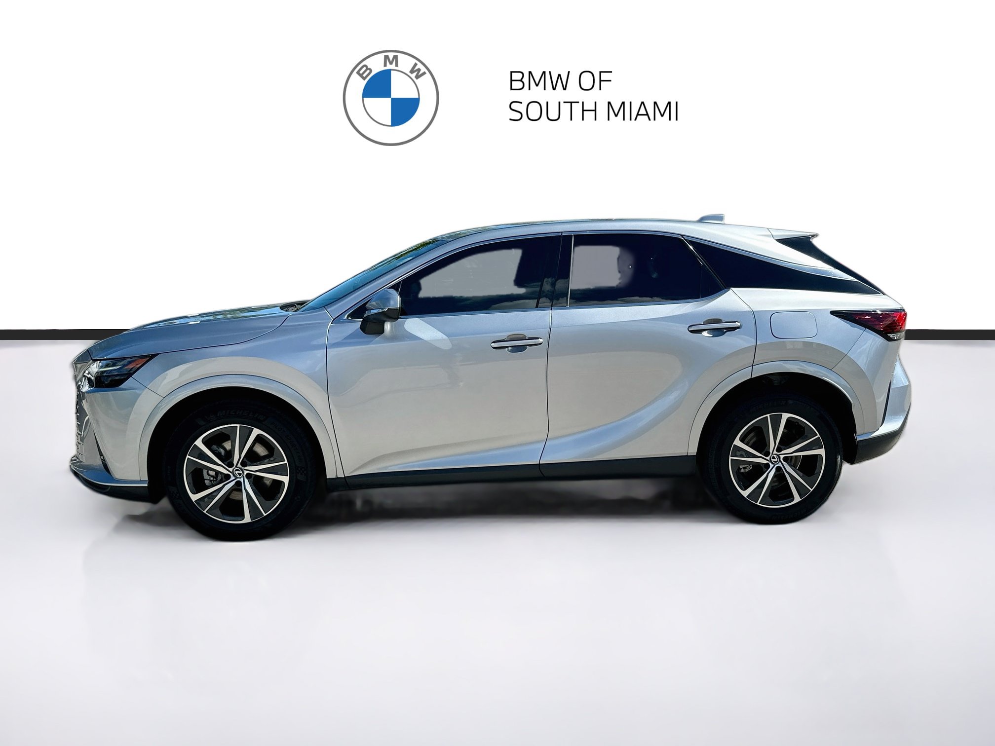 Used 2024 Lexus RX 350 FWD w/ Technology Package image 4