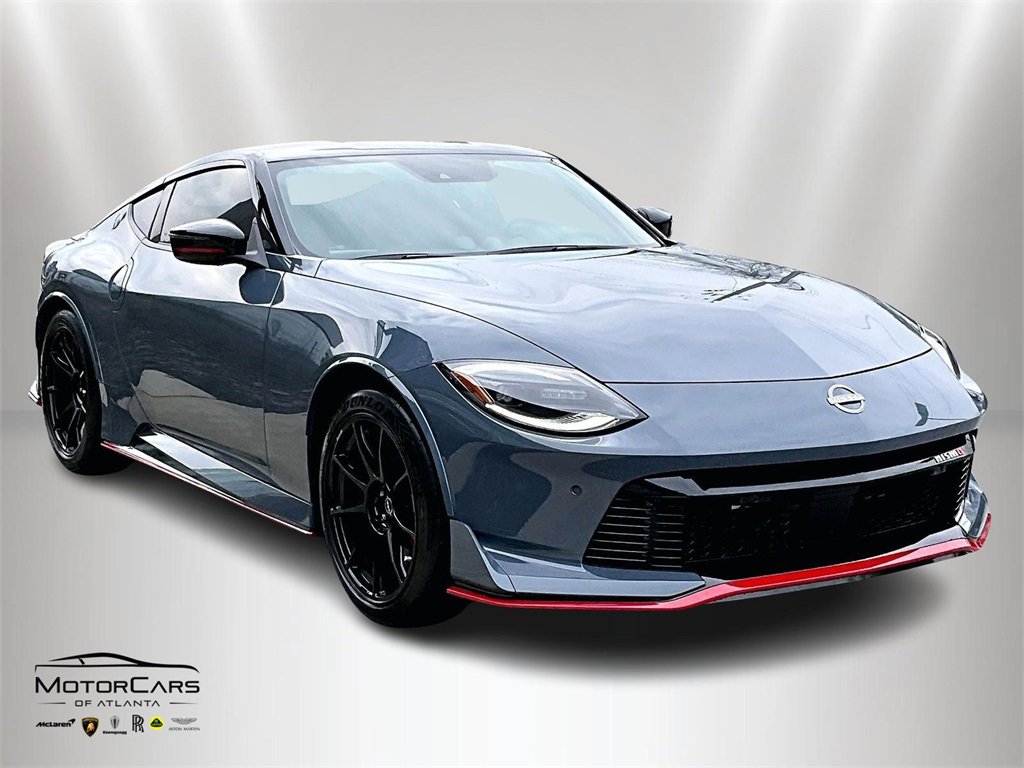 Used 2025 Nissan Z NISMO w/ Floor Mat Package image 2