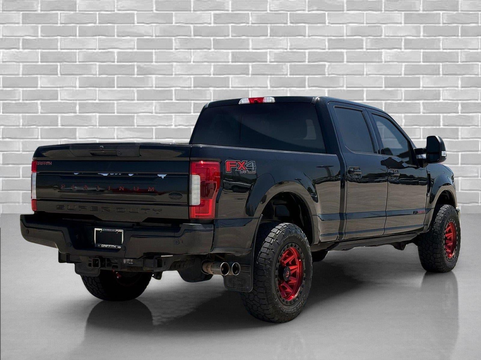 Used 2019 Ford F250 Platinum w/ Platinum Ultimate Package AWD/4WD image 5