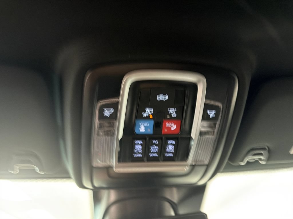 New 2027 RAM 3500 Laramie AWD/4WD image 16