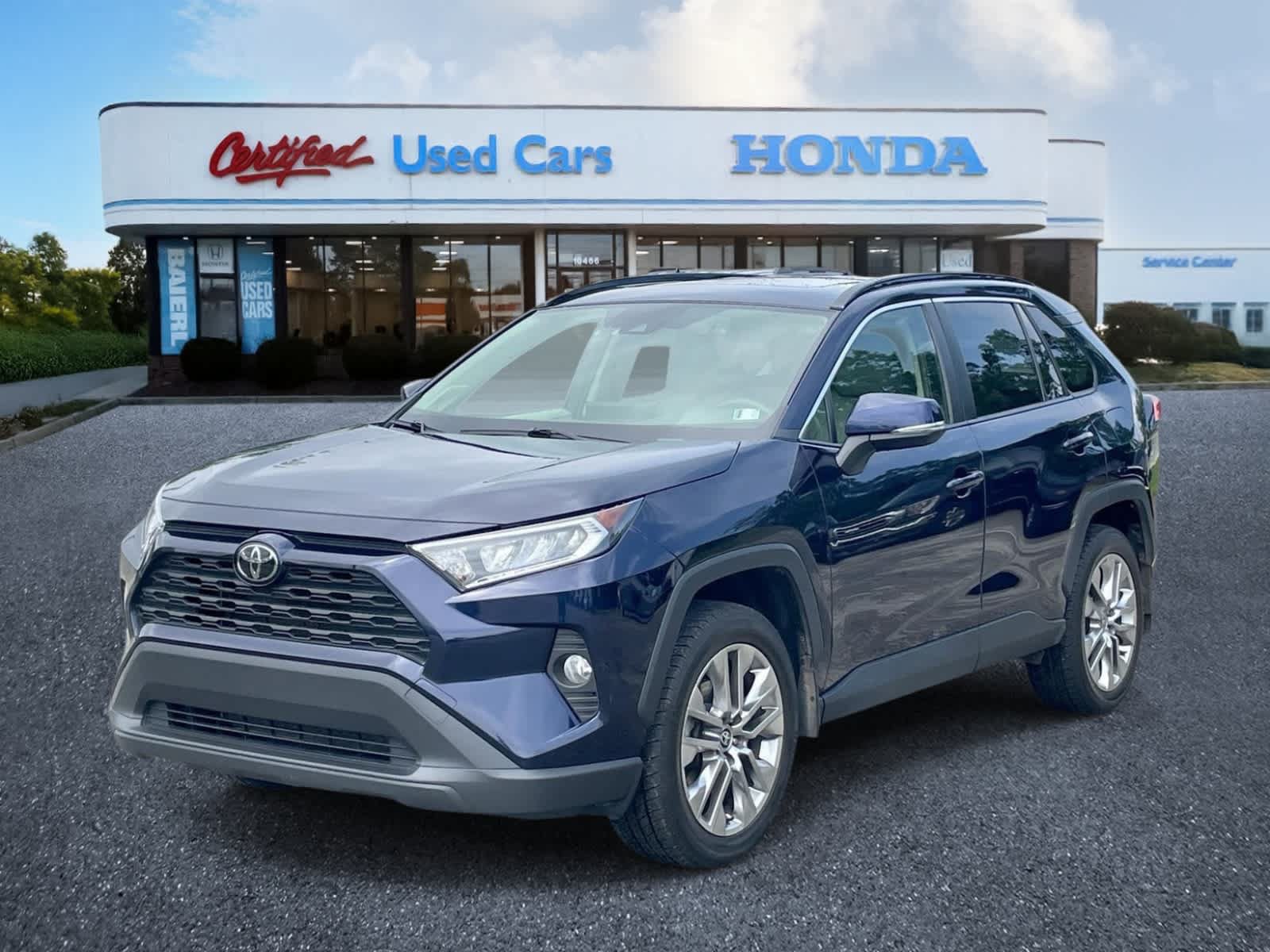 Used 2020 Toyota RAV4 XLE Premium