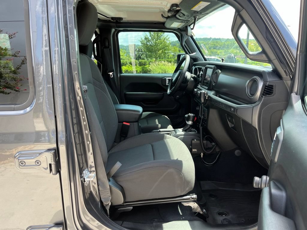 Used 2023 Jeep Wrangler Unlimited Sport w/ Xtreme 35 Tire Package AWD/4WD image 26