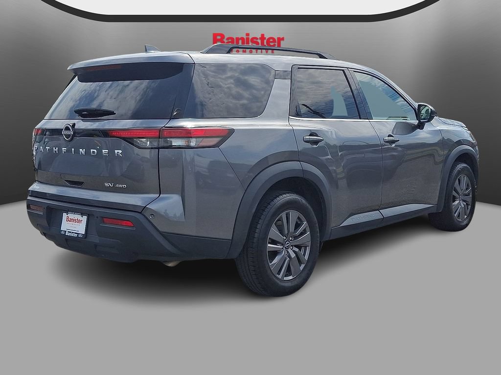 Used 2024 Nissan Pathfinder SV AWD/4WD image 4