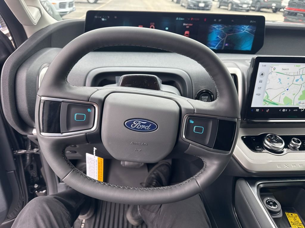New 2026 Ford Expedition Active image 14