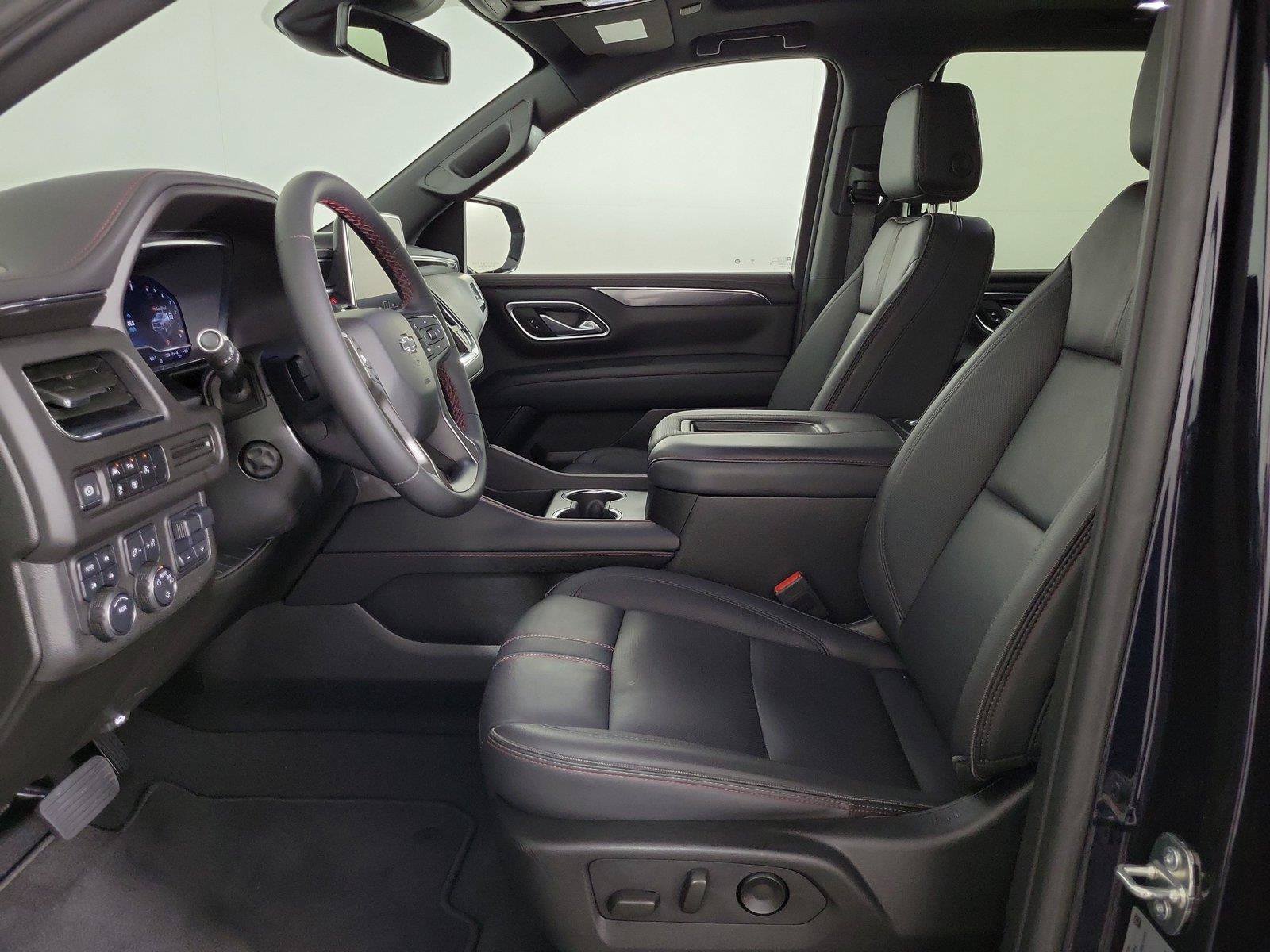 Used 2024 Chevrolet Tahoe RST w/ Luxury Package AWD/4WD image 21