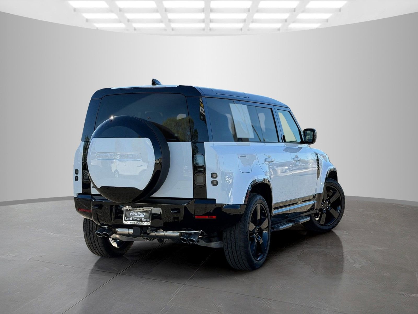 New 2026 Land Rover Defender 110 V8 image 5