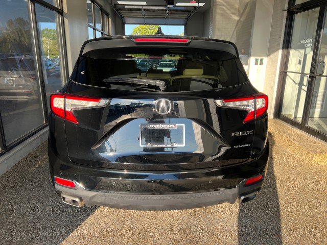 Used 2023 Acura RDX AWD w/ Advance Package image 3
