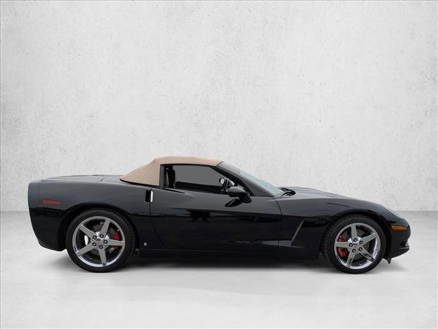 Used 2007 Chevrolet Corvette Convertible w/ Preferred Equipment Group RWD image 4