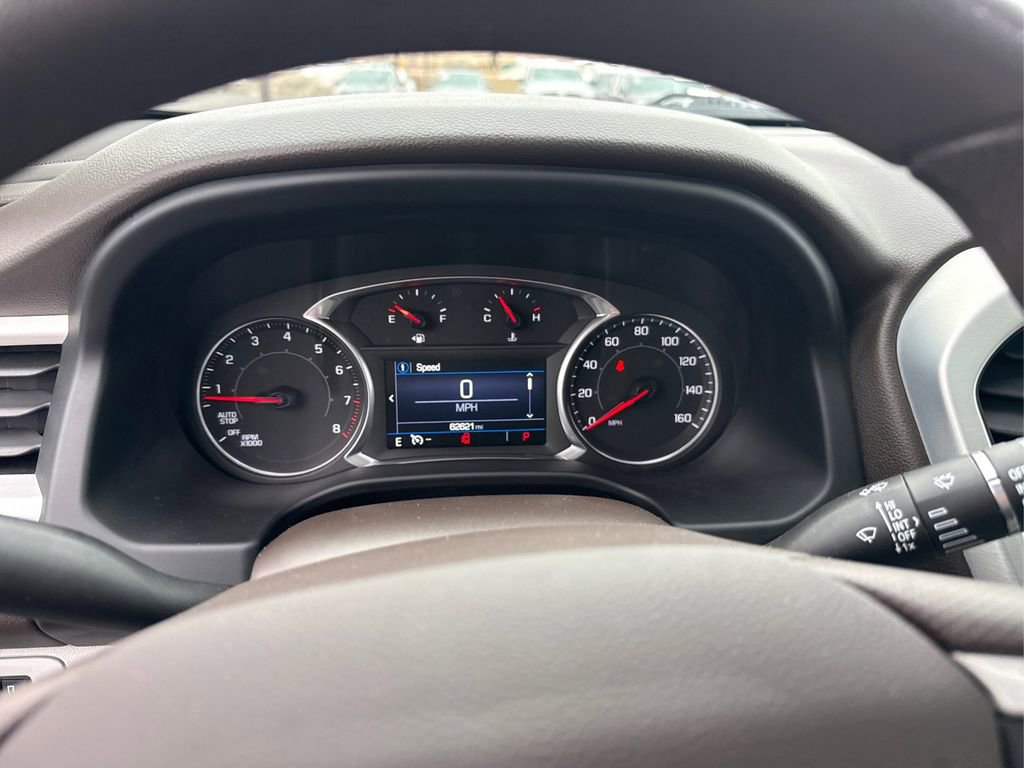 Used 2021 GMC Acadia SLE w/ Driver Convenience Package image 13