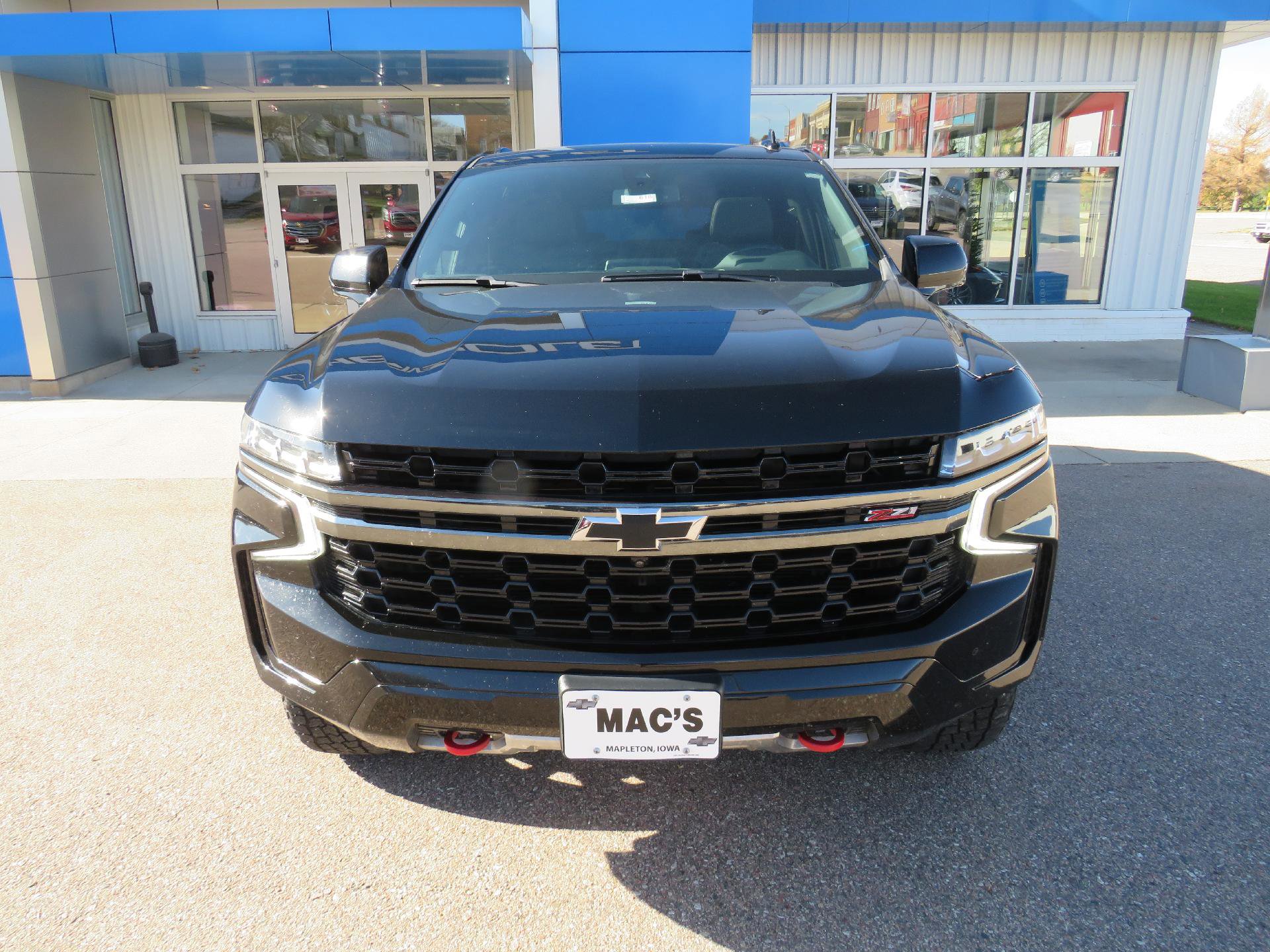 Used 2022 Chevrolet Tahoe Z71 w/ Off-Road Capability Package image 18