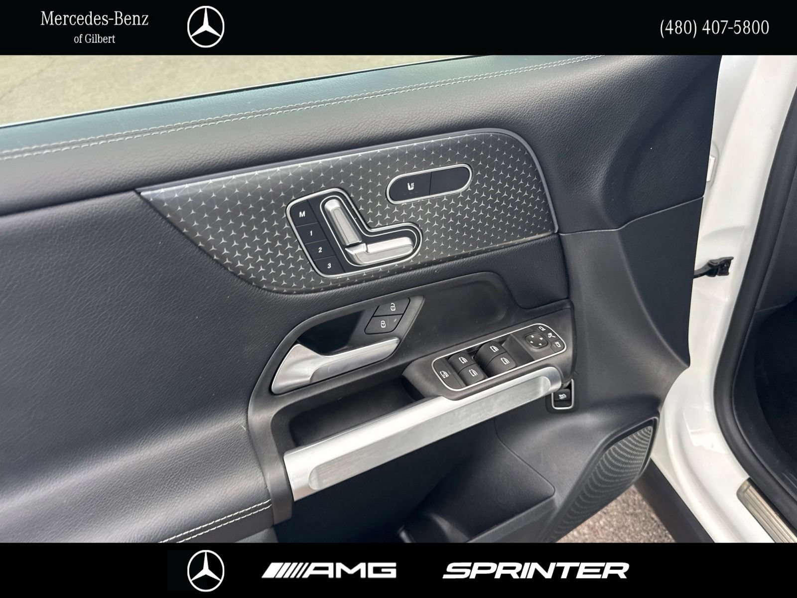 Used 2024 Mercedes-Benz GLB 250 image 13