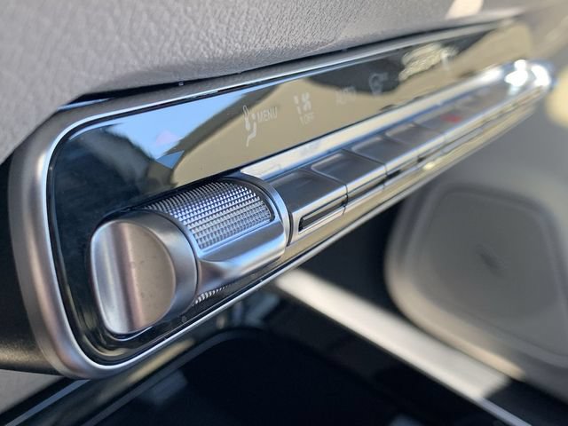 Used 2024 Mercedes-Benz GLA 250 4MATIC image 30