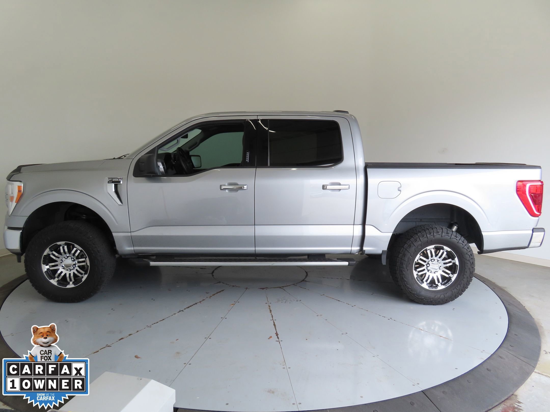 Used 2023 Ford F150 XLT w/ Equipment Group 301A Mid image 5