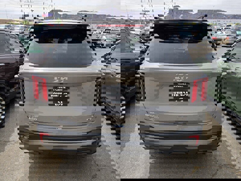 Used 2024 Kia Sorento SX image 3