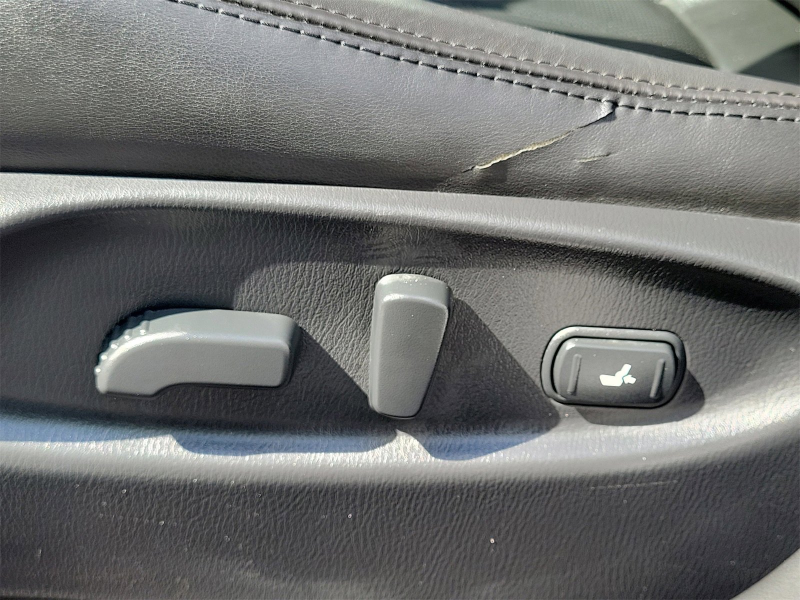 Used 2013 INFINITI M35 M35h w/ Premium Pkg image 15