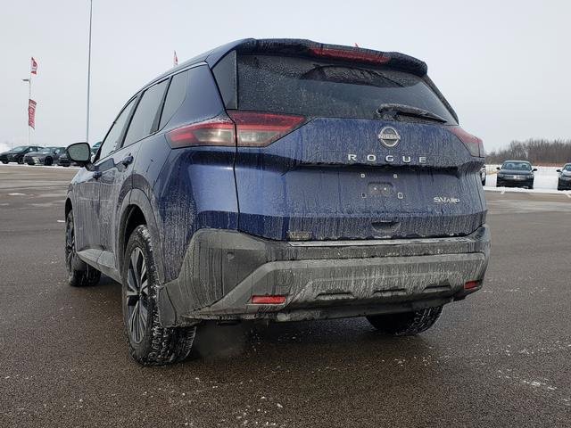 Used 2022 Nissan Rogue SV image 8