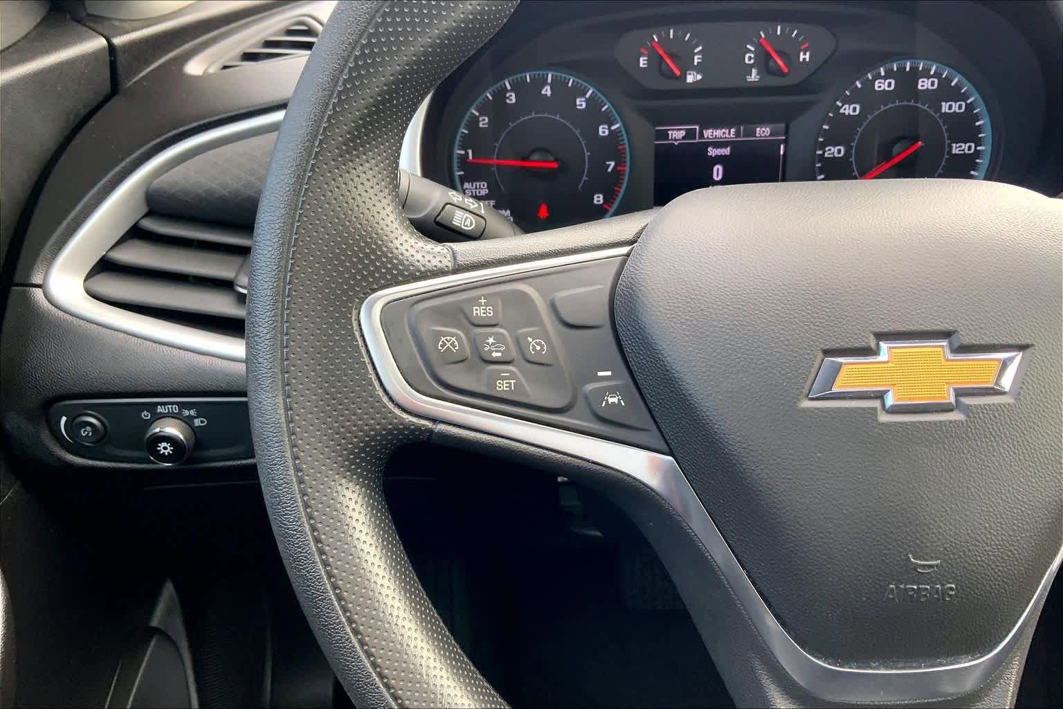Used 2024 Chevrolet Malibu LT FWD image 24