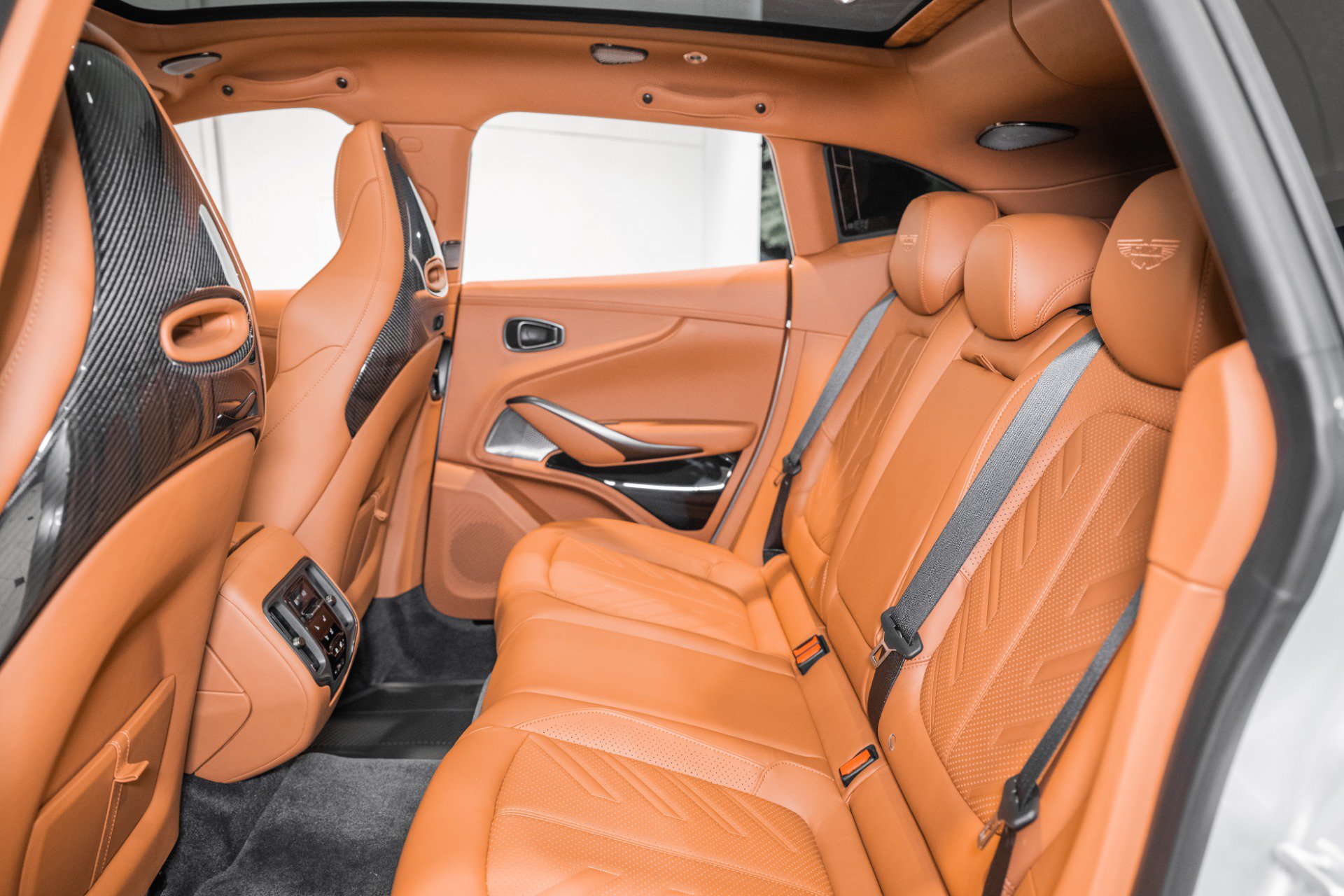 New 2026 Aston Martin DBX 707 AWD/4WD image 14