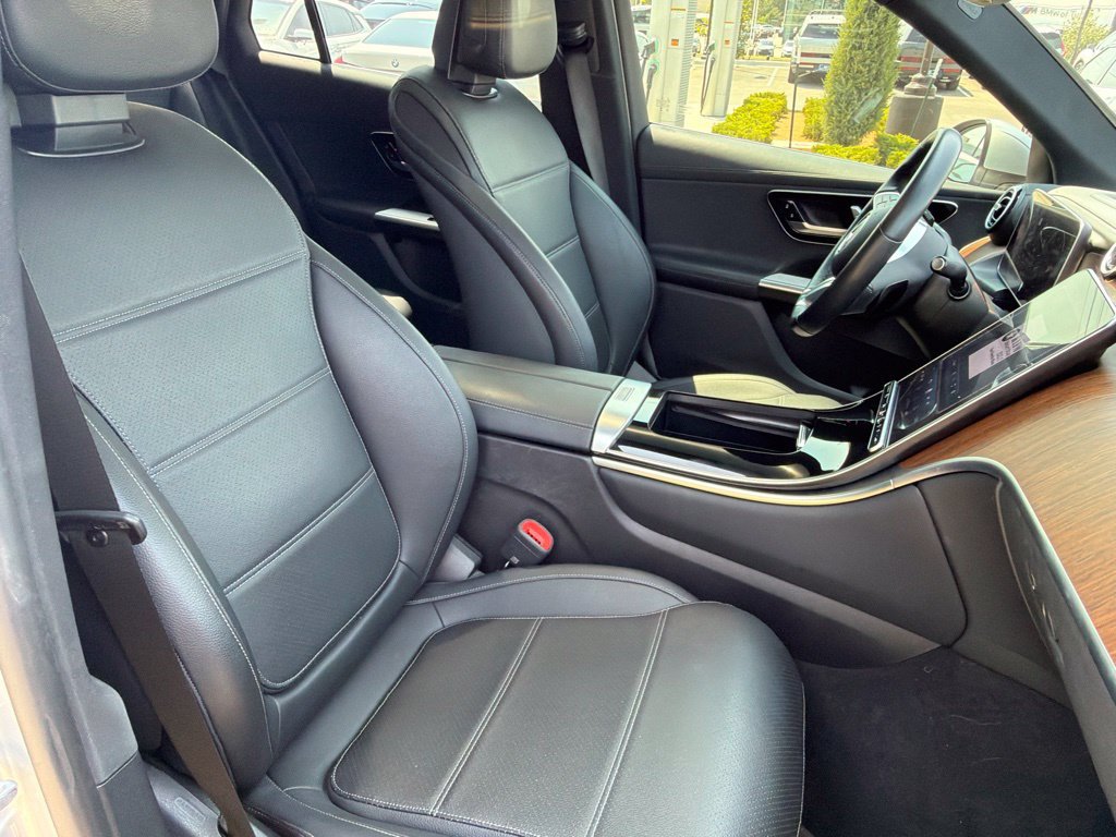 Used 2023 Mercedes-Benz GLC 300 4MATIC image 10