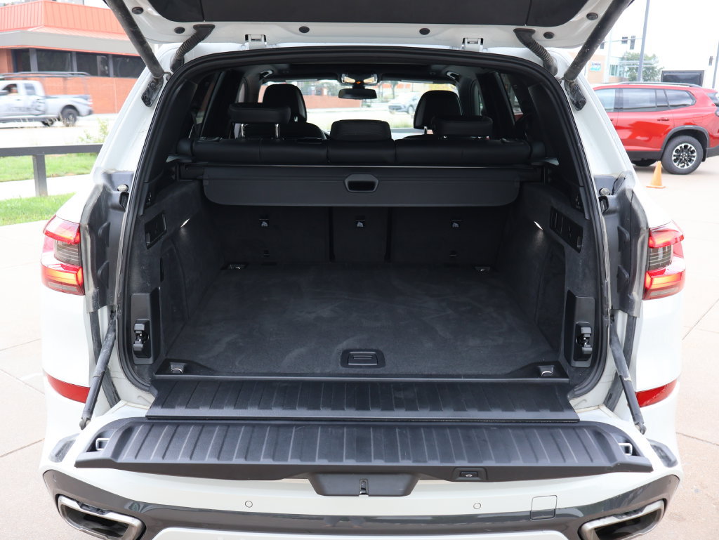 Used 2023 BMW X5 M50i w/ Executive Package AWD/4WD image 8