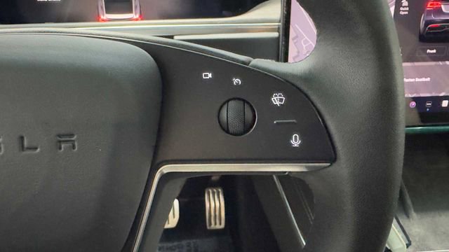 Used 2024 Tesla Model X image 32