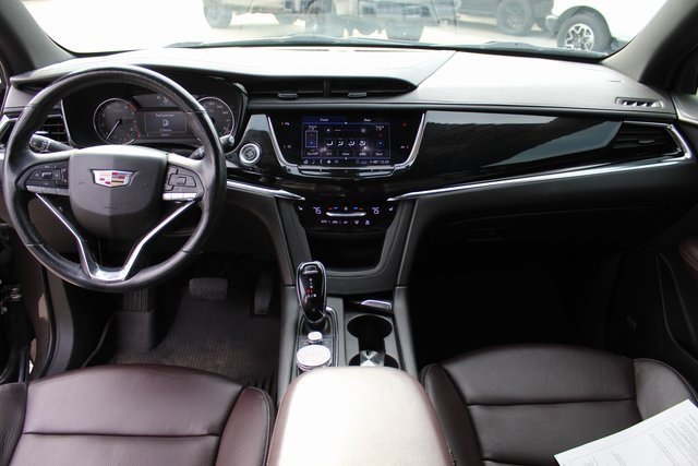 Used 2020 Cadillac XT6 Premium Luxury image 17
