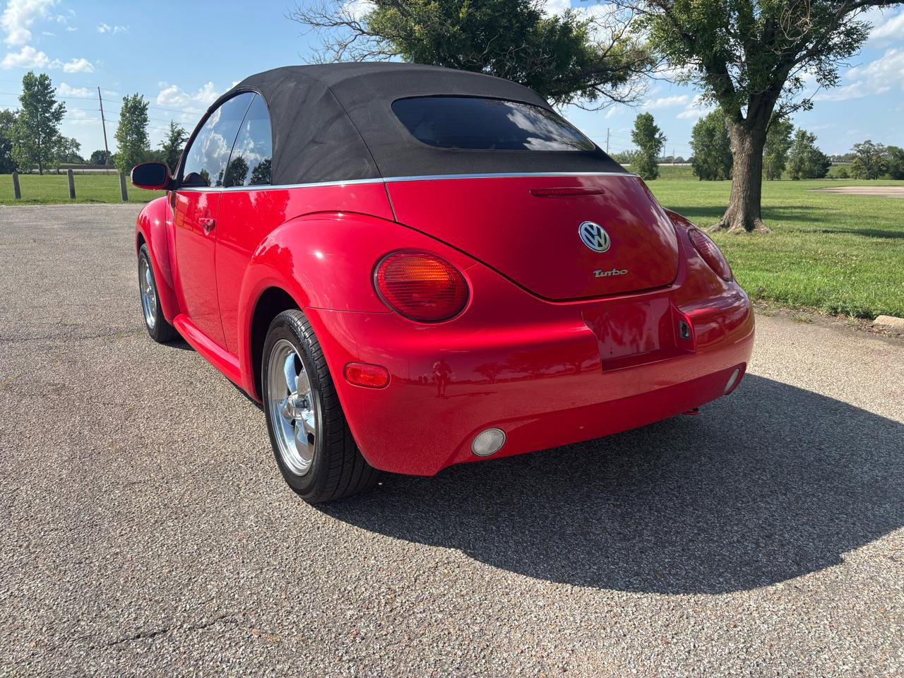 Used 2004 Volkswagen Beetle GLS FWD image 7